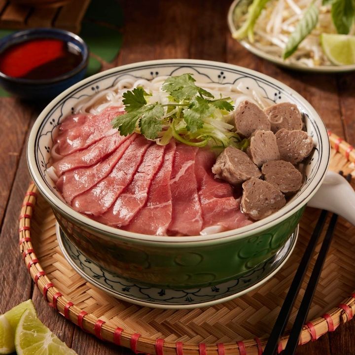 How to Make Bò Viên Step by Step How to Make Bò Viên Step by Step