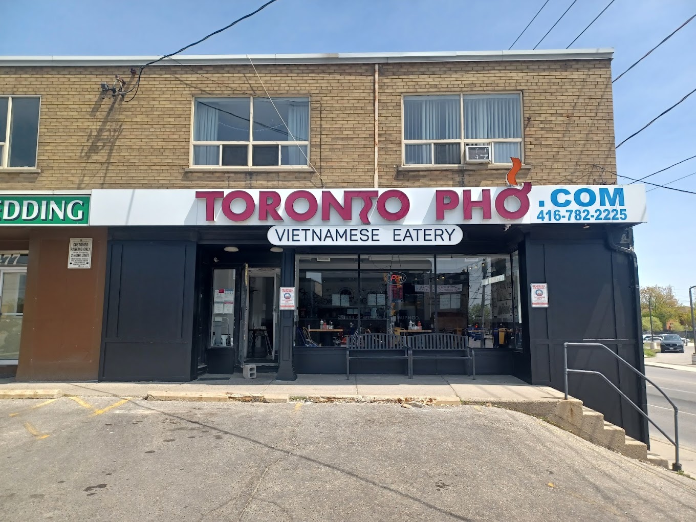 Experience Authentic Vietnamese Cuisine on Dufferin St, Toronto