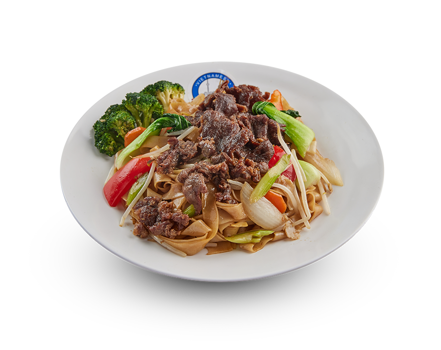 Stir Fried Rice Noodle with Beef (Hủ Tíu Xào Bò)